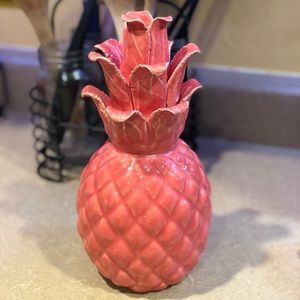 Ceramic pineapple